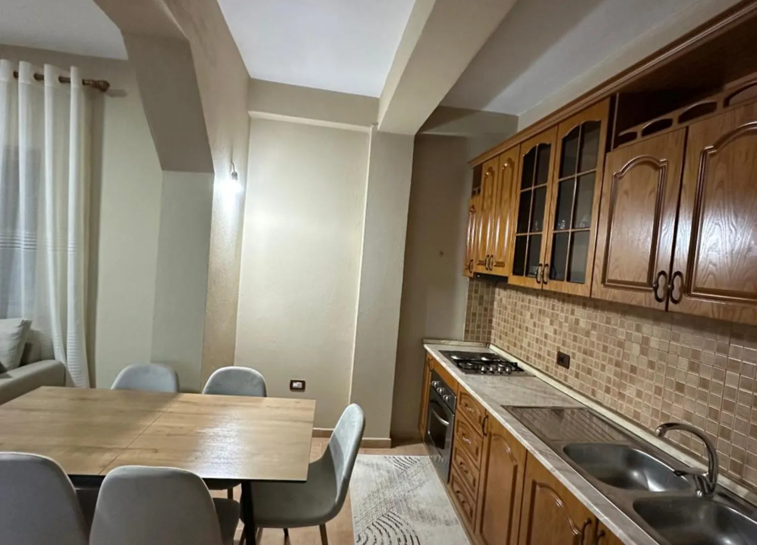 Courtyard Villa Tirana